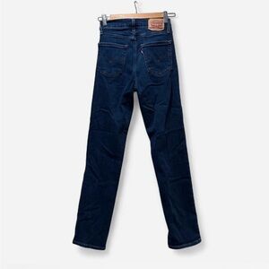 women levi jeans